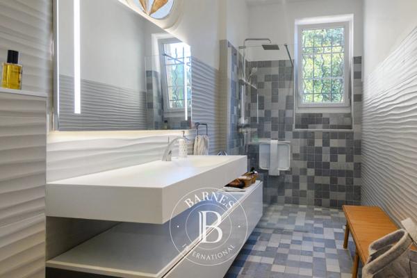 Le Lavandou, Maison 6 Chambres -  207 m² à vendre
