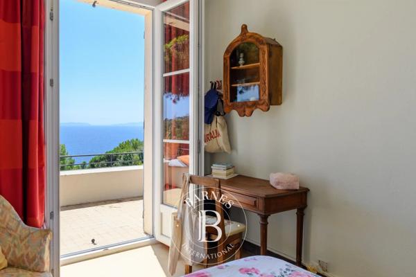 Le Lavandou, Maison 6 Chambres -  207 m² à vendre