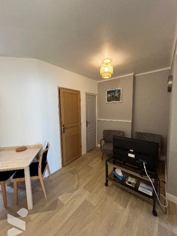APPARTEMENT 43,3 m² - EQUEURDREVILLE-CENTRE