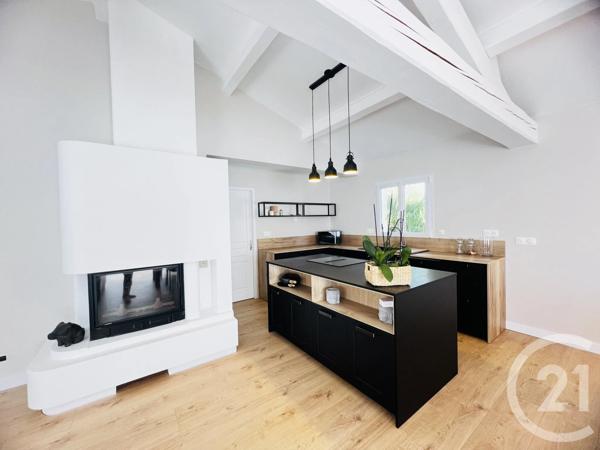 Maison à vendre  5 pièces - 160,42 m 2   FOURAS  - 17