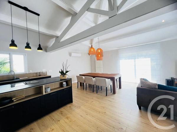 Maison à vendre  5 pièces - 160,42 m 2   FOURAS  - 17