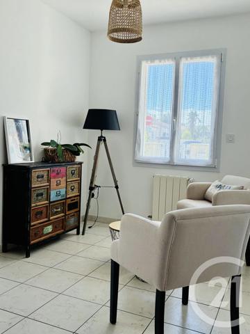 Maison à vendre  5 pièces - 160,42 m 2   FOURAS  - 17