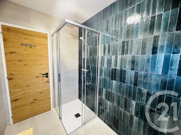 Maison à vendre  5 pièces - 160,42 m 2   FOURAS  - 17