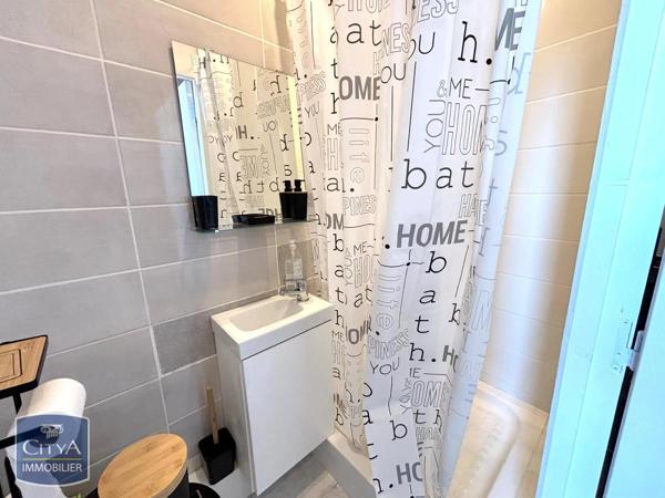 Appartement à louer 2 pièces 31.55m² Saint-Étienne (42000)