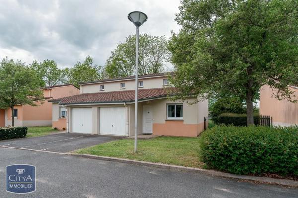 Maison à louer 4 pièces 78.6m² Vendat (03110)