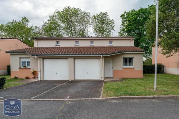 Maison à louer 4 pièces 78.6m² Vendat (03110)