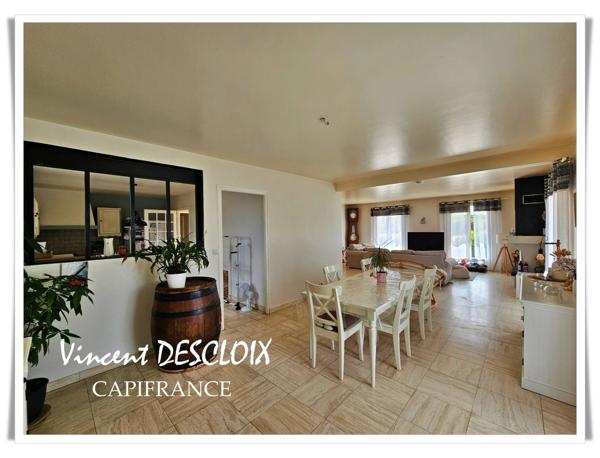 Maison à vendre 8 pièces SAINT DIDIER (21210) terrain 2407m² avec piscine.