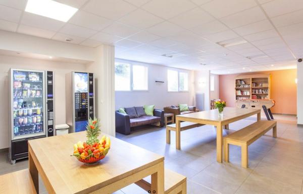 INVESTISSEMENT LOCATIF – ST CYR L'ECOLE – Résidence d'Affaires L’Aéronat - 8,30% de rentabilité