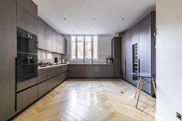 Paris 7ème, Appartement 4 Chambres -  328 m² à vendre