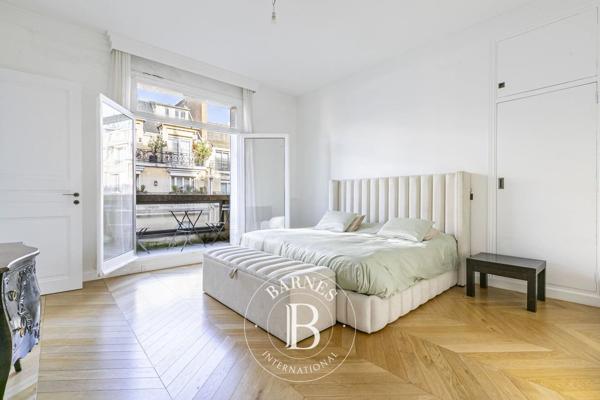 Paris 7ème, Appartement 4 Chambres -  328 m² à vendre