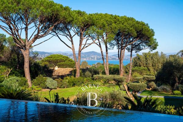 Saint-Tropez, Maison 6 Chambres -  4 857 m² à vendre