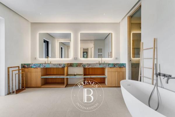 Saint-Tropez, Maison 6 Chambres -  4 857 m² à vendre