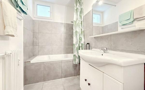 Appartement à vendre    3 pièces • 62,03 m2 Nice