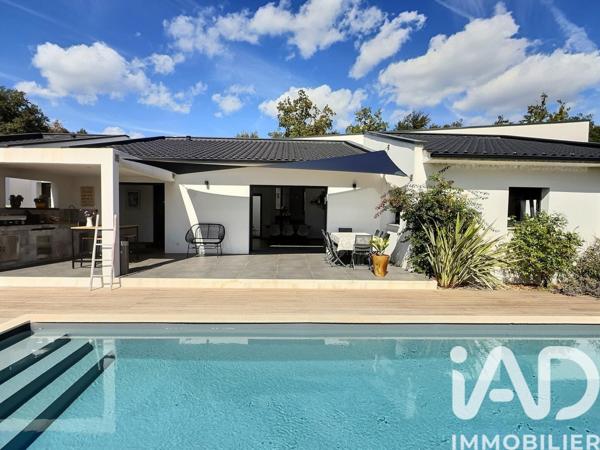Maison à vendre 7 pièces 175 m² Flassans-sur-Issole