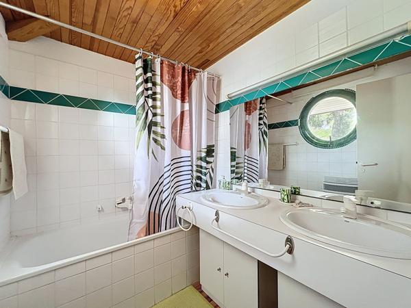 Maison
         4 pièces
        - 118 m² Bien prestige