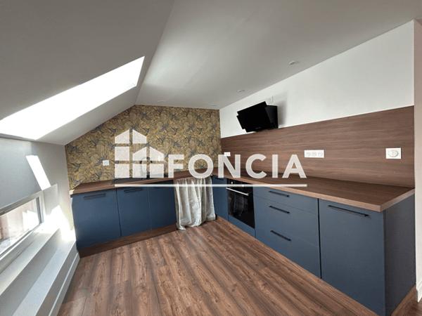 Location Appartement 2 pièces 62.57 m² - 17/19 PLACE HELENE CYMINSKI Rethel 08300