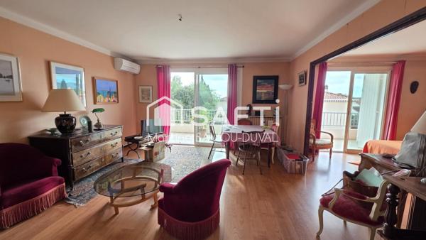 Tamaris T3 de 81m2 environ premier étage avec ascenseur dans une résidence sécurisée