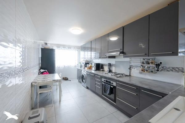 Appartement à vendre 262 400 € Colombes 4 p 81 m² DPE E