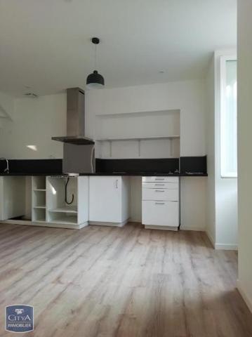 Appartement à louer 3 pièces 63.99m²