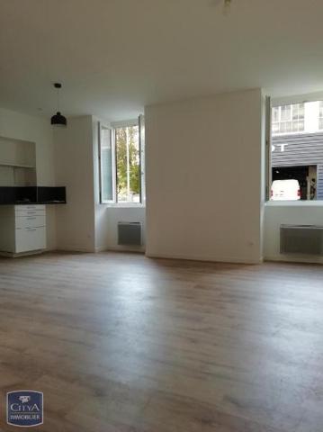 Appartement à louer 3 pièces 63.99m²