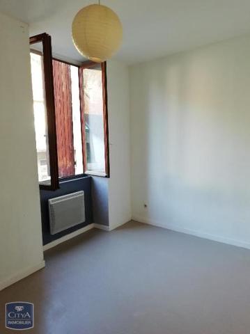Appartement à louer 3 pièces 63.99m²