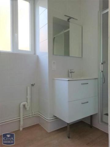 Appartement à louer 3 pièces 63.99m²