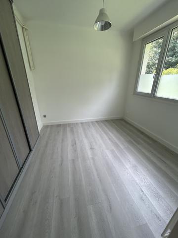 Appartement
                                                                                                                                                                                                                                                                                                                        4 pièce(s)                                                                                                                                                                                                          3 chambre(s)                                                                                                                                                                                                          93  m²