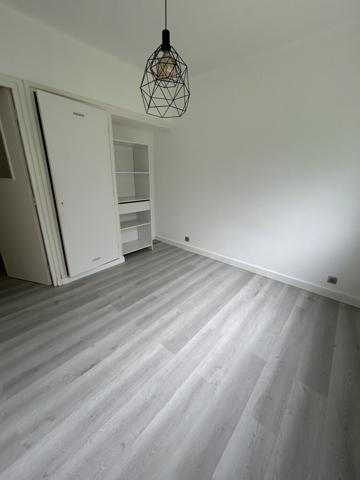 Appartement
                                                                                                                                                                                                                                                                                                                        4 pièce(s)                                                                                                                                                                                                          3 chambre(s)                                                                                                                                                                                                          93  m²