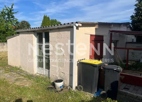MAISON A VENDRE A VOUEL (02700) - 6 PIECES - 4 CHAMBRES - SUR TERRAIN DE 600 M²