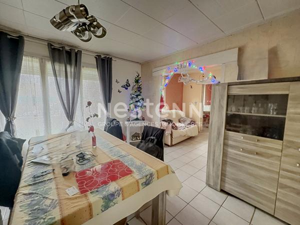 MAISON A VENDRE A VOUEL (02700) - 6 PIECES - 4 CHAMBRES - SUR TERRAIN DE 600 M²