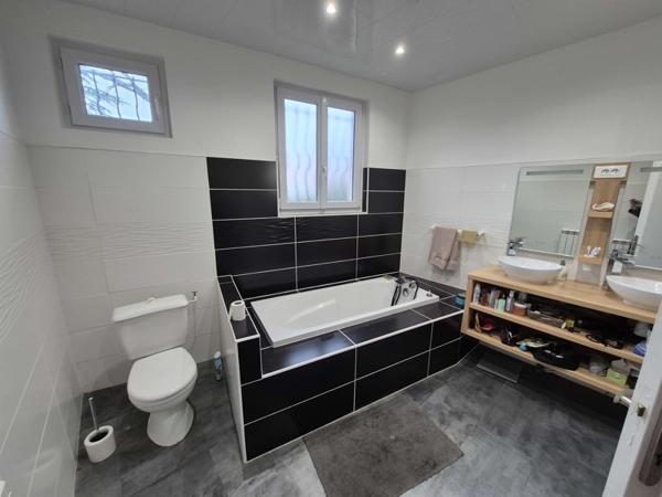 Maison à vendre |  Biganos |  8 pièces | 223 m²