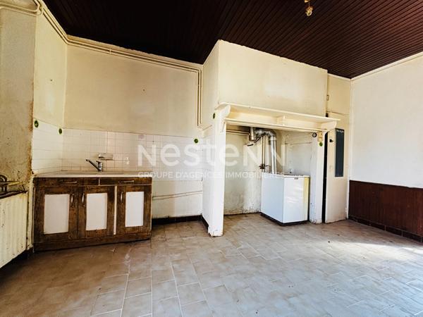 À vendre Lagraulière Maison en pierre à rénover proche du bourg