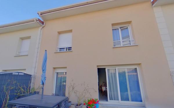 Maison à vendre    5 pièces • 120 m2 Épernay