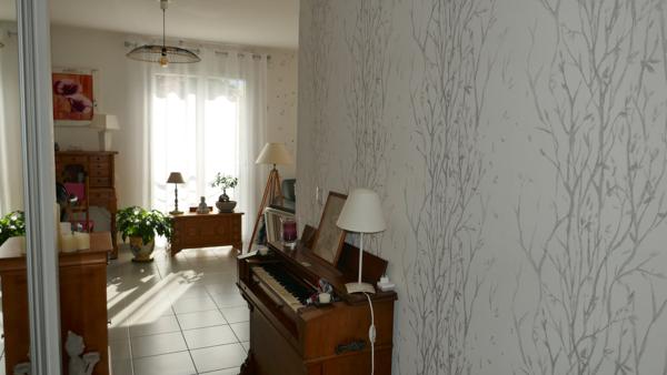 FAVERGES. APPARTEMENT 3 PIECES AVEC CAVE, GARAGE ET PLACE DE STATIONNEMENT