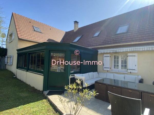 Maison à vendre 10 pièces de 225 m²