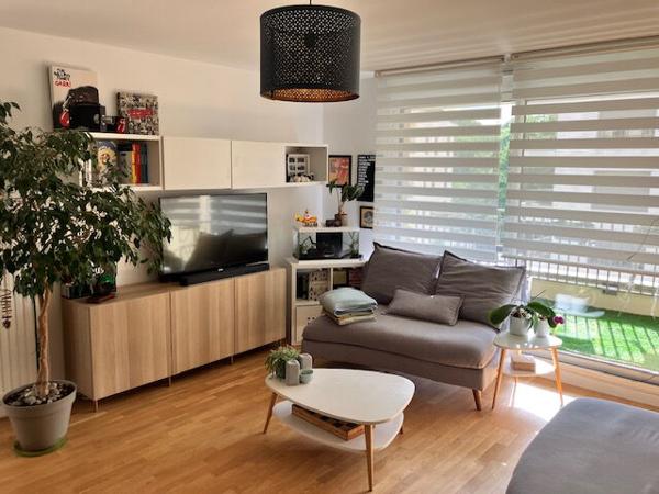 Appartement meublé 3 pièce(s) 63 m2 - Saint Germain En Laye Loyer 1 600 €/mois charges comprises **  - Référence  18297