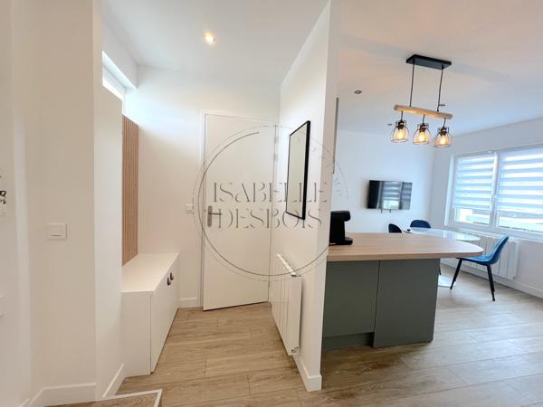 Rueil-Malmaison (92500) - LOUÉ- Grand Studio à louer , quartier recherché de Buzenval