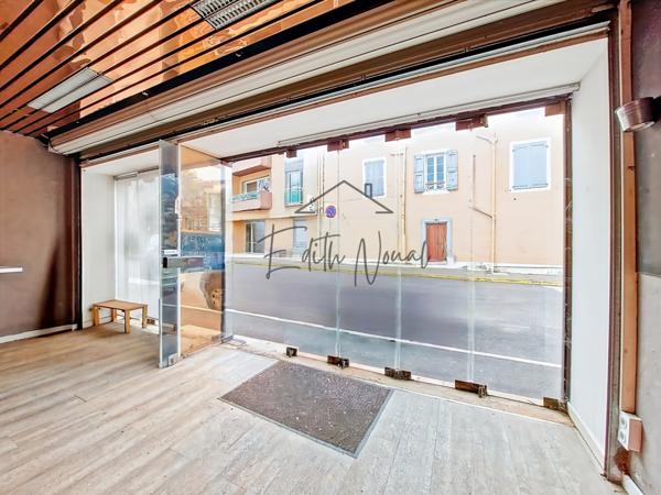 Millau (12100) Local commercial idéalement placé!