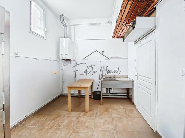 Millau (12100) Local commercial idéalement placé!