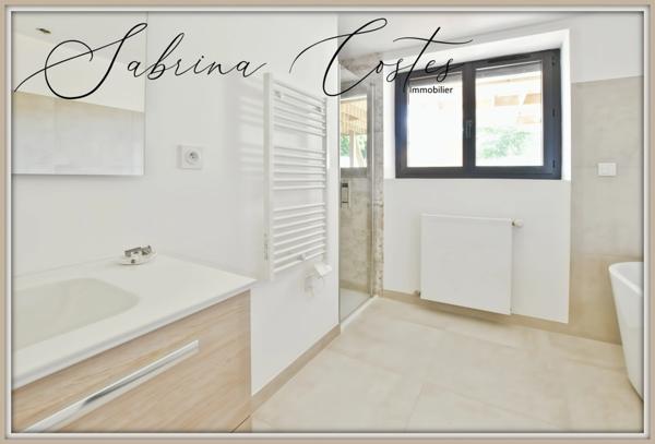 🏡 À VENDRE – MAISON ATYPIQUE RÉNOVÉE AVEC TERRASSE & CAVE VOÛTÉE – FRENEUSE (78) 200 m² habitables – 4/5 chambres – Vue dégagée – Garage – Jardin clos