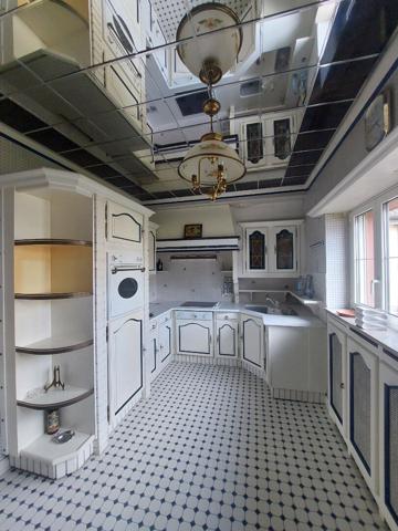 Achat maison près de HOMBOURG HAUT - 8 pièce(s) - 182 m² - 124 000 €