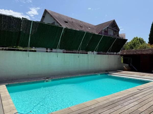 Maison de famille avec piscine et jardin