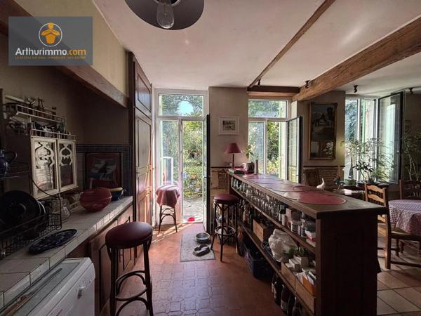 Vente                                                      Maison
                        
                     7 pièces                      167 m2                     à Marmande