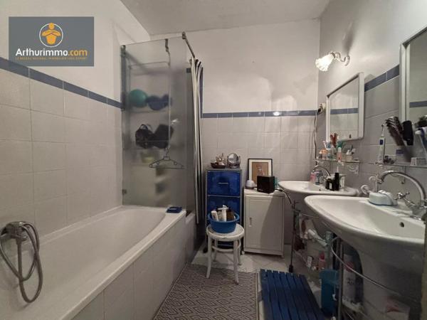 Vente                                                      Maison
                        
                     7 pièces                      167 m2                     à Marmande