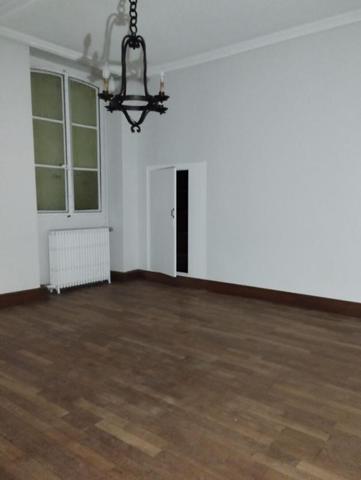 Hotel particulier Chateaudun 14 pièce(s) 420 m2