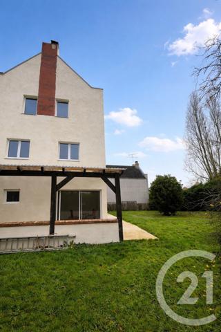 Maison à vendre  5 pièces - 91,50 m2 AUNEAU BLEURY ST SYMPHORIEN - 28