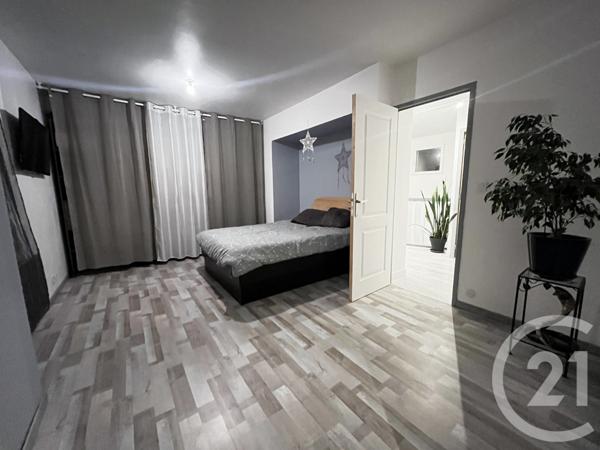 Maison à vendre  5 pièces - 91,50 m2 AUNEAU BLEURY ST SYMPHORIEN - 28