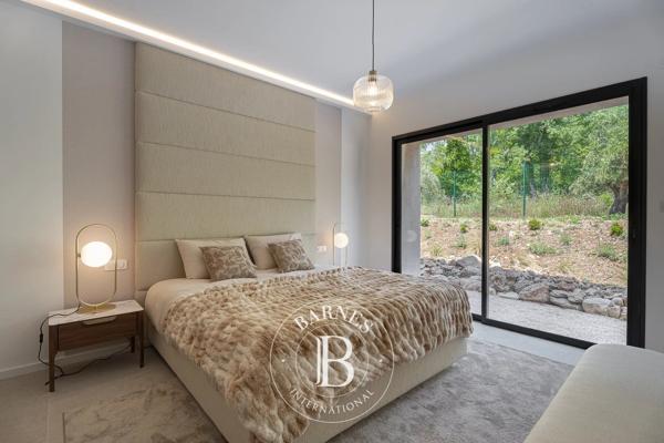 Tourrettes, Villa 4 Chambres -  225 m² à vendre