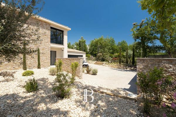 Tourrettes, Villa 4 Chambres -  225 m² à vendre