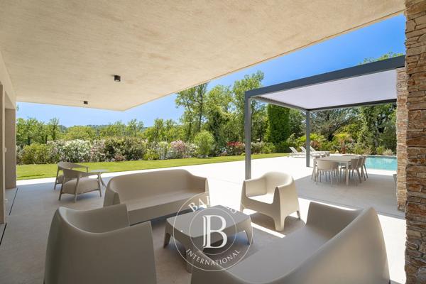 Tourrettes, Villa 4 Chambres -  225 m² à vendre